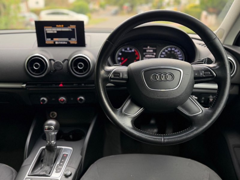 2015 Audi A3 1.4 TFSI SE Sportback S Tronic in white, steering wheel view