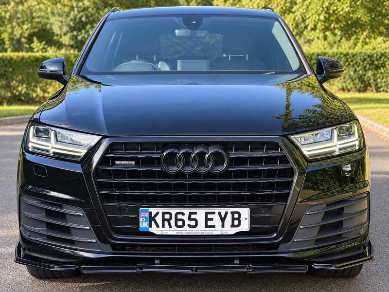 2016 Audi Q7 3.0 TDI V6 S line Tiptronic quattro in black, front view